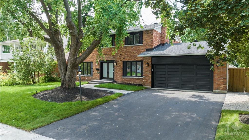 26 Amberwood Crescent, Ottawa, ON